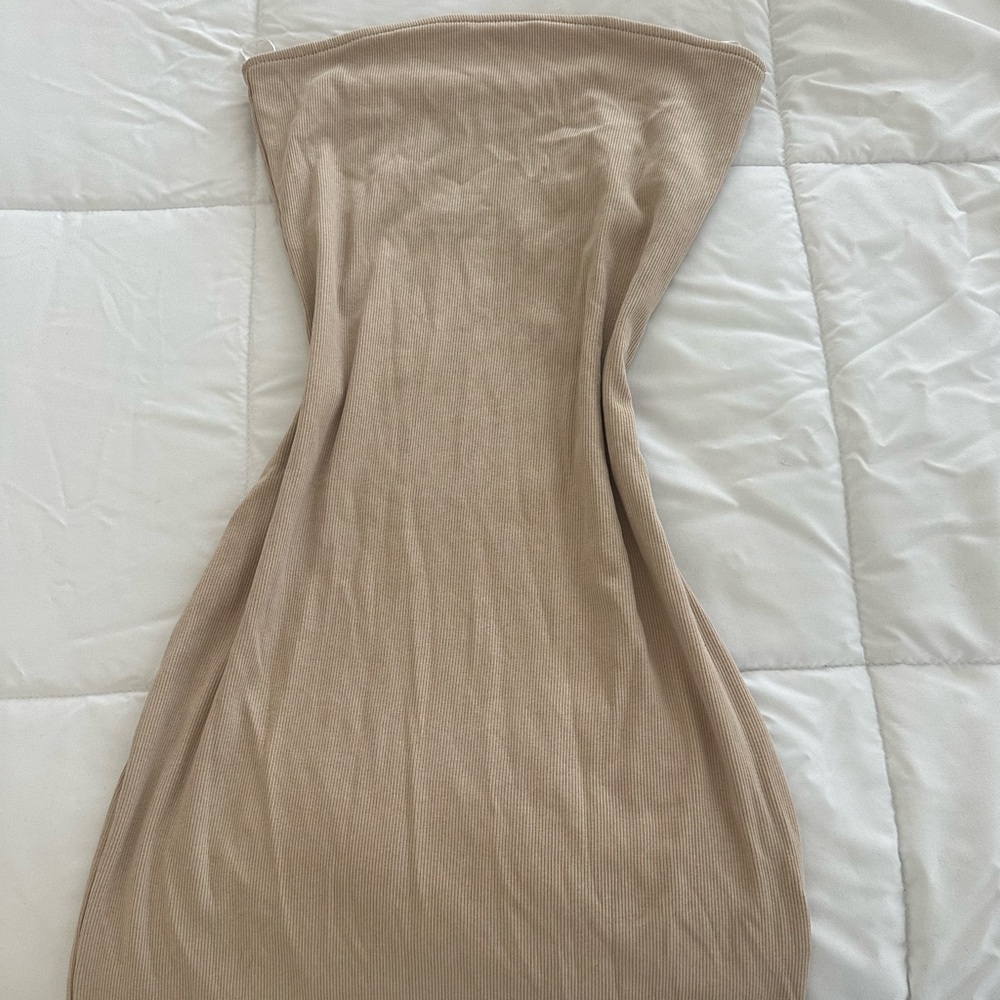 H&M Sleeveless Ribbed Midi Dress in Tan